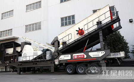 車載流動錘式破碎機多少錢？產(chǎn)量多高？