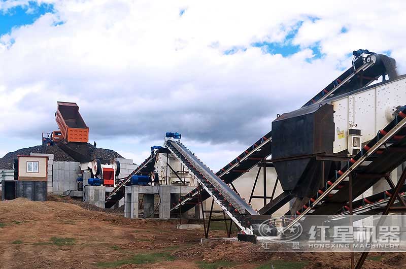 內(nèi)蒙古顎破和反擊破搭檔作業(yè)現(xiàn)場 內(nèi)蒙古顎破和反擊破搭檔作業(yè)現(xiàn)場