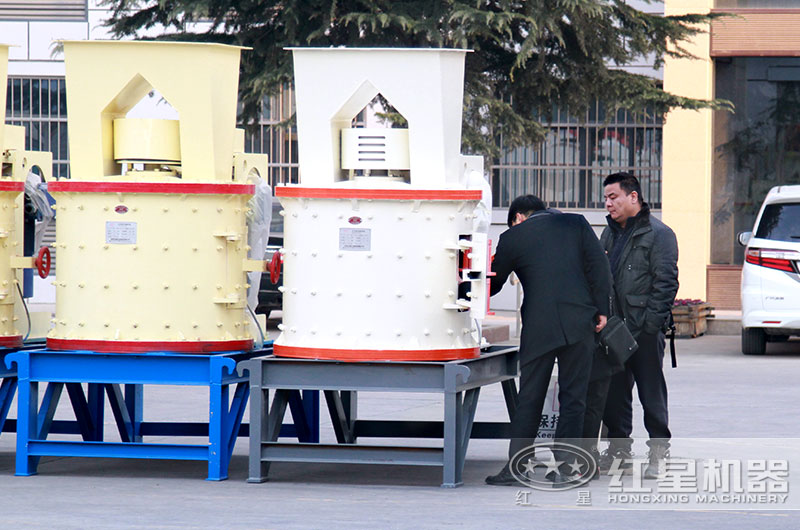 客戶來廠參觀、選購立式復合破設備