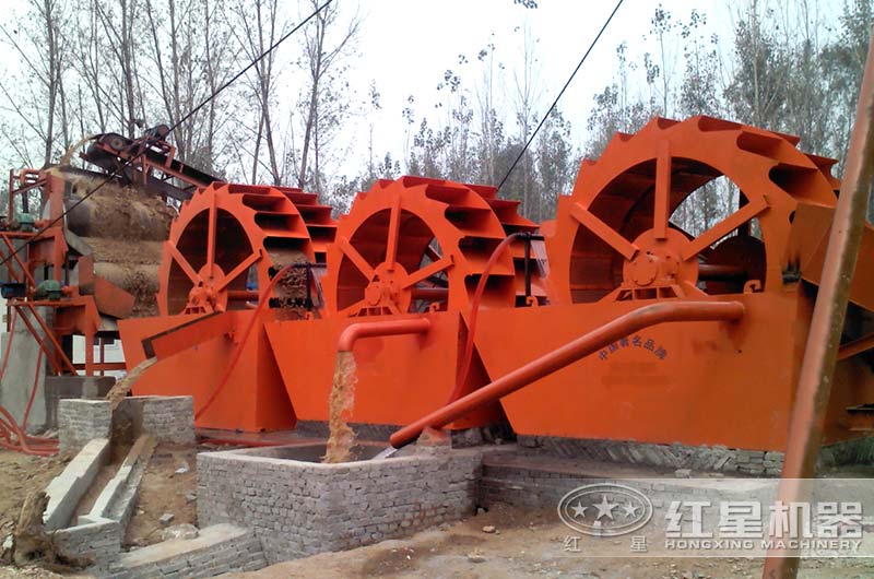 三臺洗砂機同時生產(chǎn)，更有效