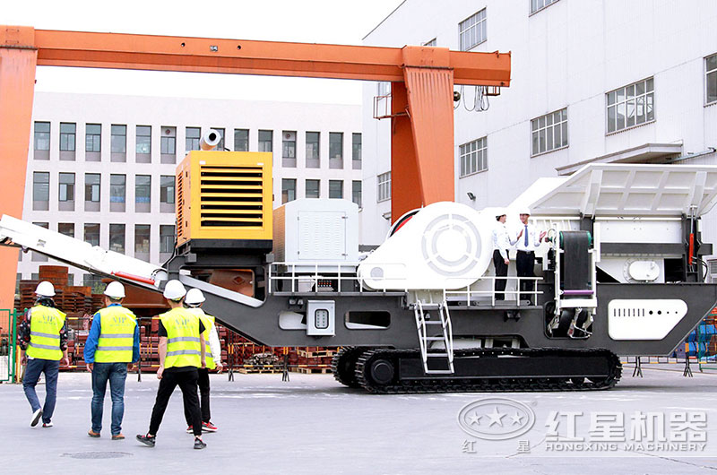 用戶來廠考察，有業(yè)務(wù)經(jīng)理現(xiàn)場報價