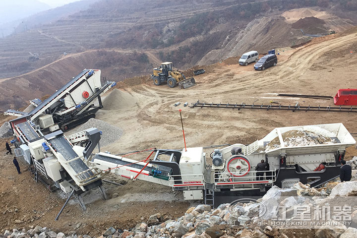 移動(dòng)制沙現(xiàn)場