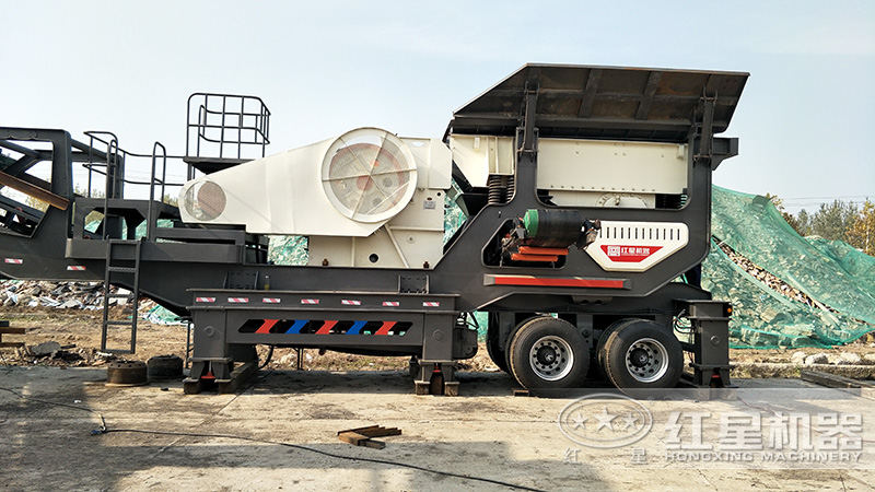 廊坊移動制砂廠安裝中，很快就可以開業(yè)了