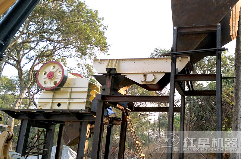 69破碎機(jī)生產(chǎn)現(xiàn)場，占地小